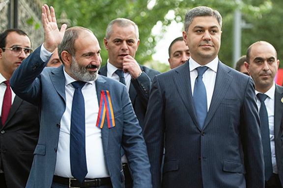Ermenistan istifaları konuşuyor